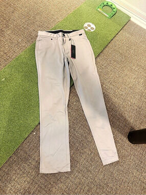 GHOST GOLF The Hybrid Lifestyle Pant Gray Classic Fit Pants Waist 32 x 32 NWT